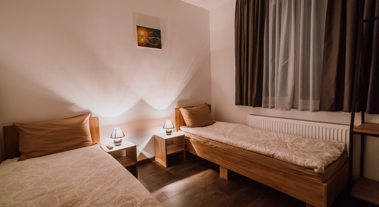 Apartamente Regim Hotelier Sunset Inn Sangeorgiu de Mures