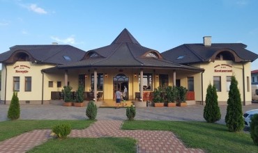 Pensiunea Szili Csarda Ernei